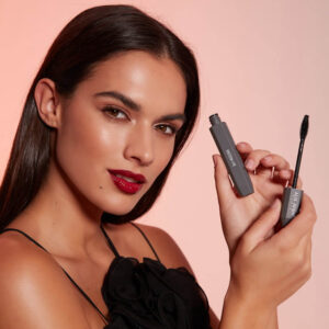 3-in1-Mascara-Model_col.argansdp.com